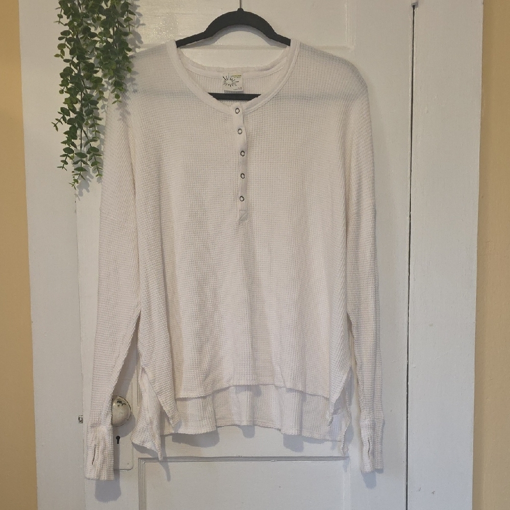 Women's Cream Long Sleeve Top